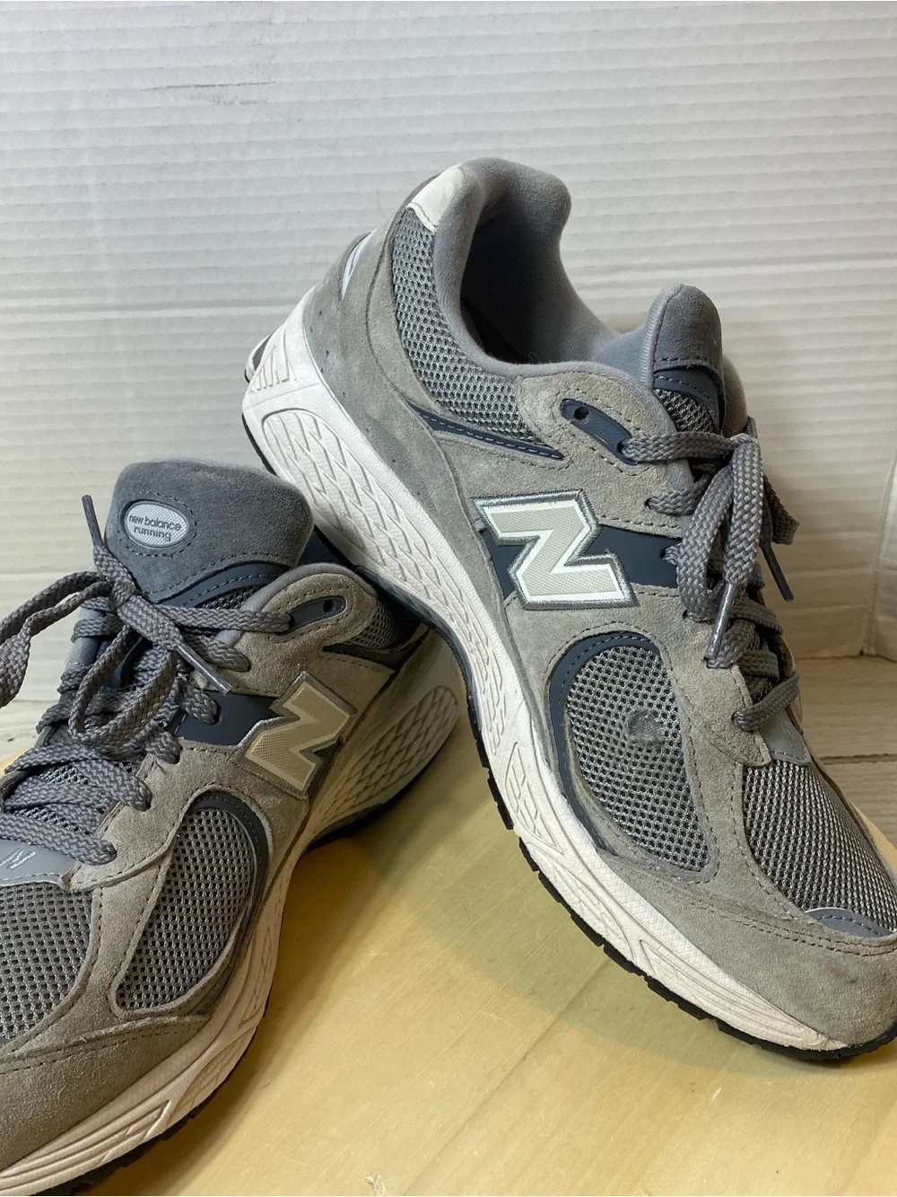 New Balance 2002R Grey Running Shoes M2002RST Men's Size 10.5  READ…